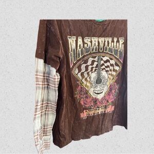 Ladies long sleeve shirt. Western.
Stitch & pine. Size small. New with tags.